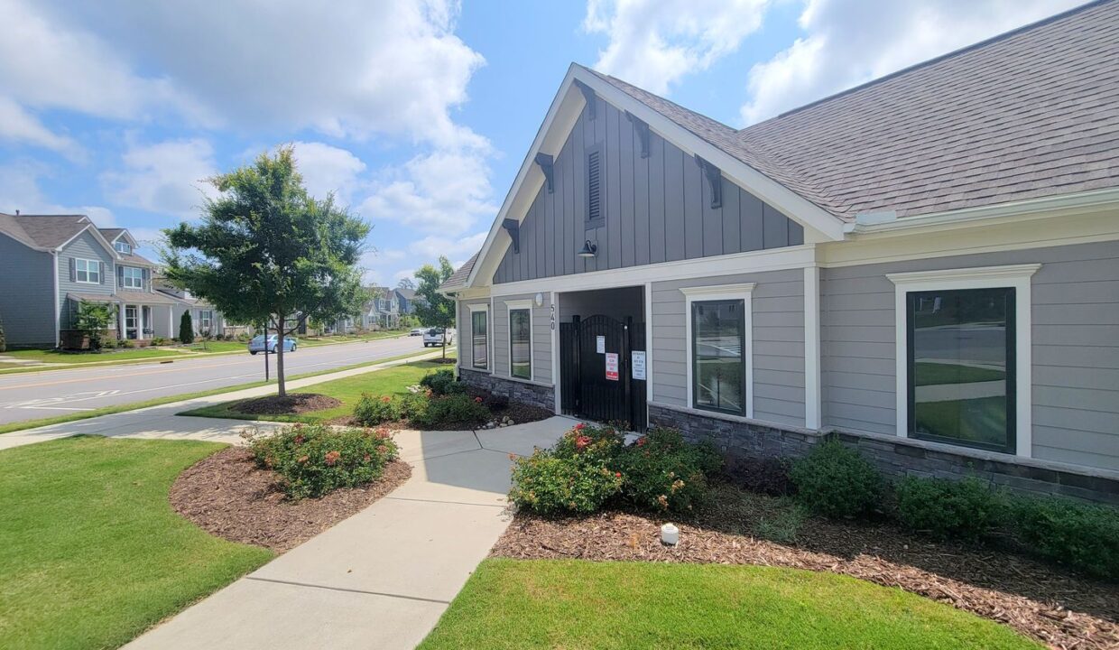 553-Haywood-Glen-Dr-Knightdale-NC-27545-25