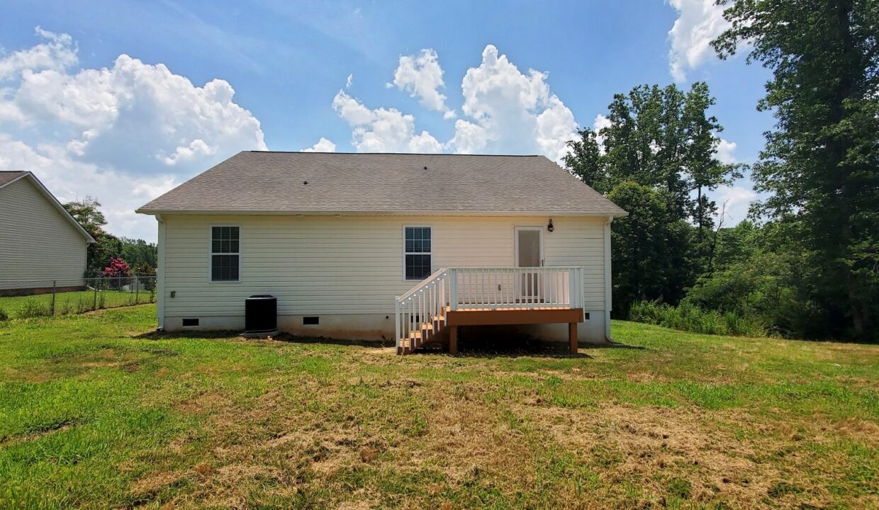 5940-Brentwood-Park-Pl-Rural-Hall-NC-27045-15