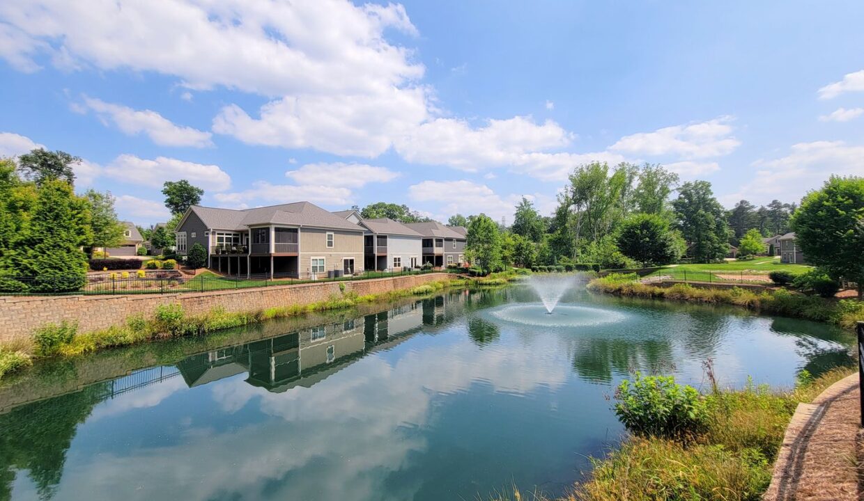 8011-Parknoll-Dr-Huntersville-NC-28078-29