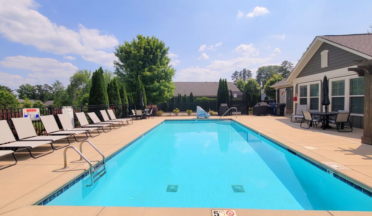 8011-Parknoll-Dr-Huntersville-NC-28078-3