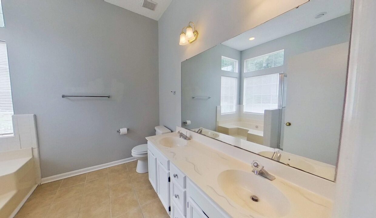 9105-Oren-Thompson-Rd-Charlotte-NC-28213-10