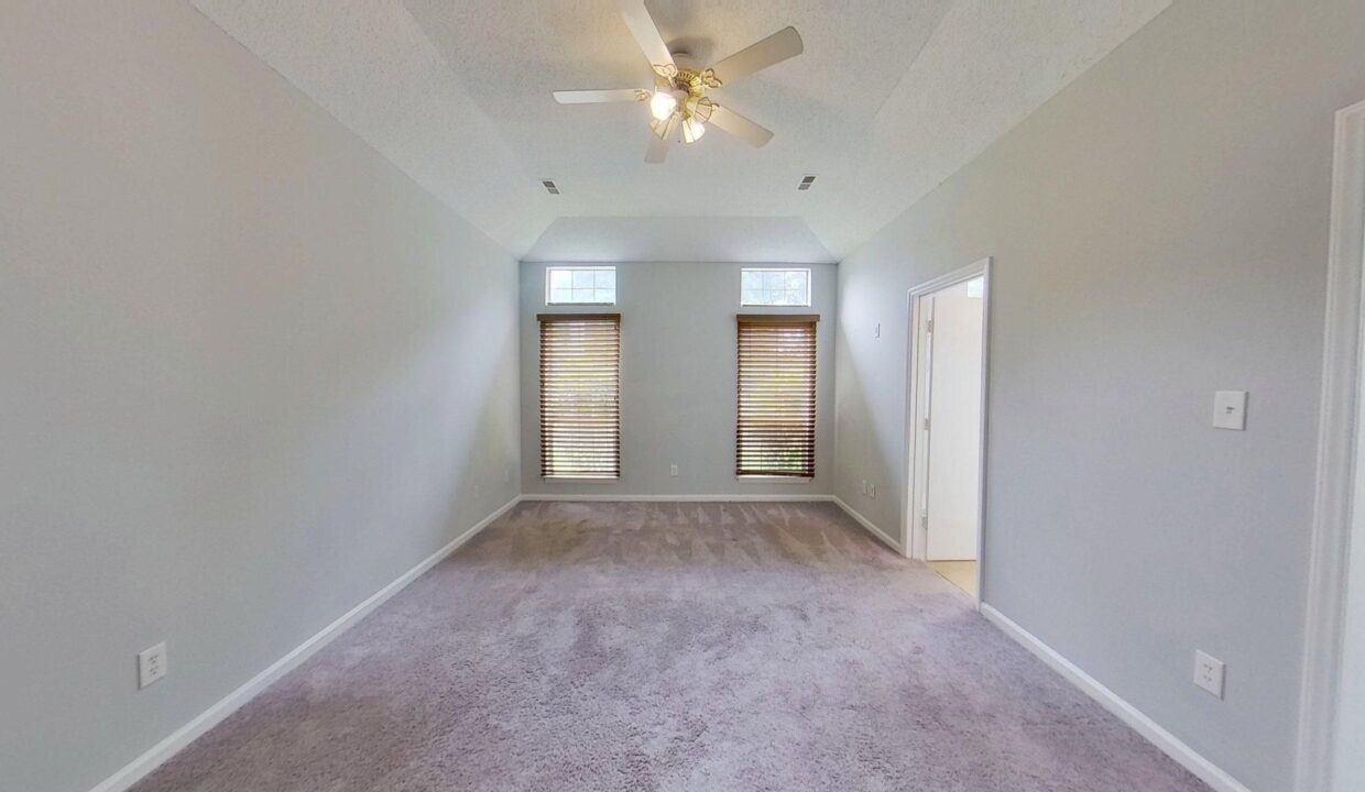 9105-Oren-Thompson-Rd-Charlotte-NC-28213-21