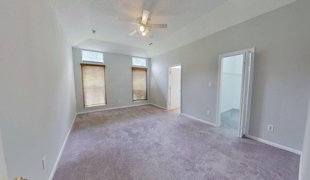 9105-Oren-Thompson-Rd-Charlotte-NC-28213-24