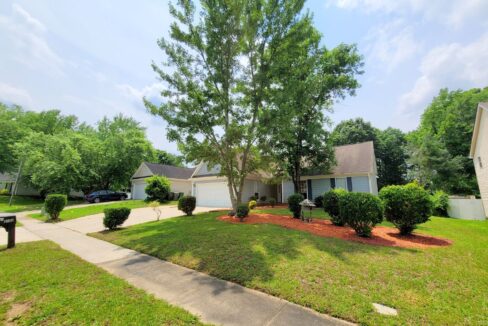 9105-Oren-Thompson-Rd-Charlotte-NC-28213-26