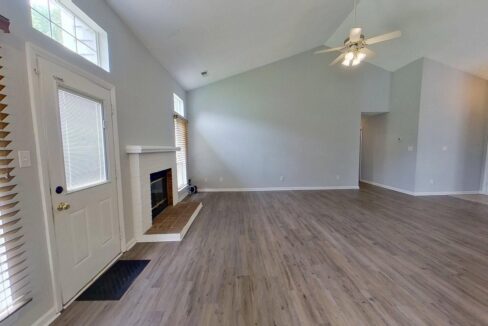 9105-Oren-Thompson-Rd-Charlotte-NC-28213-27