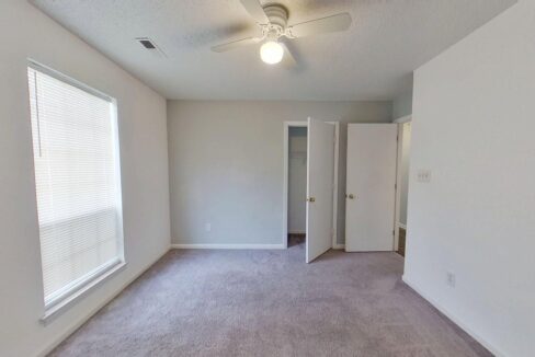 9105-Oren-Thompson-Rd-Charlotte-NC-28213-28