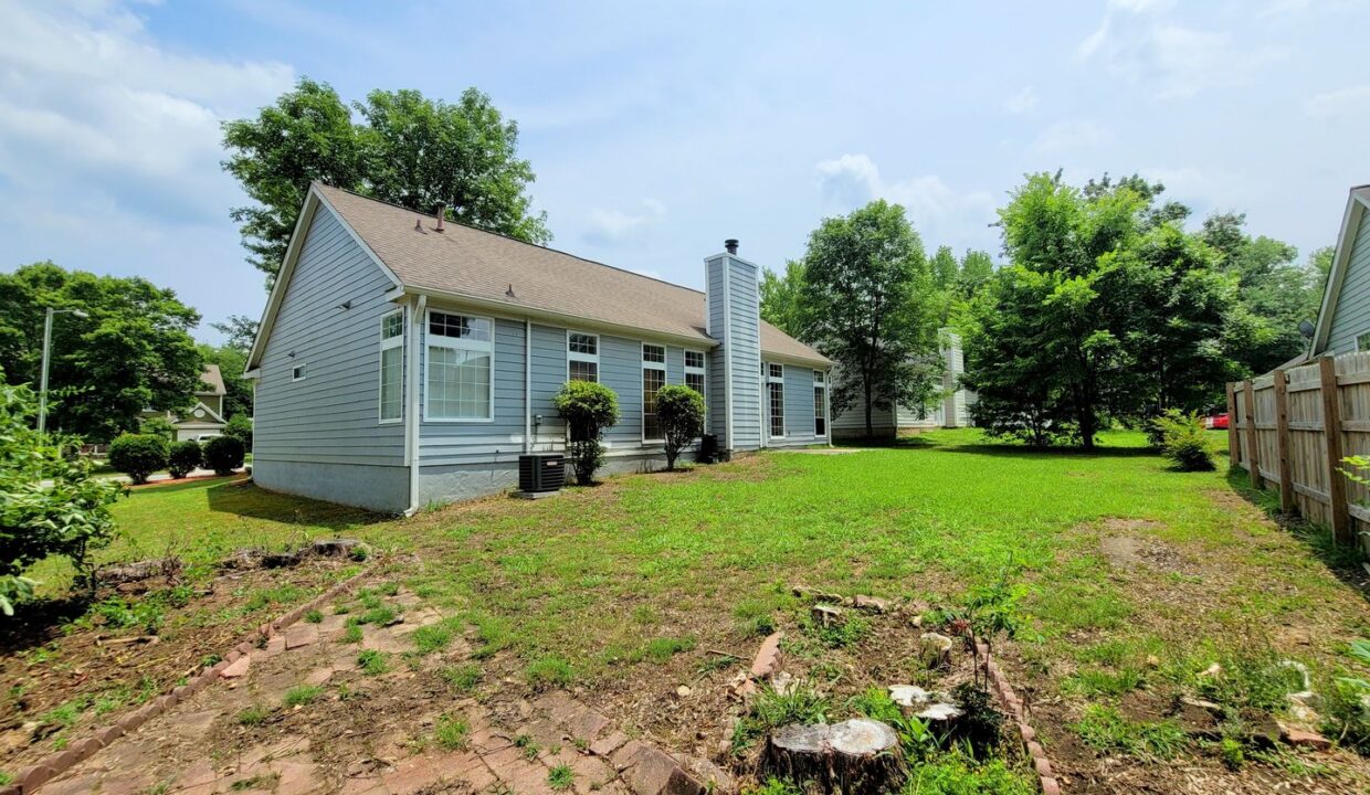 9105-Oren-Thompson-Rd-Charlotte-NC-28213-29