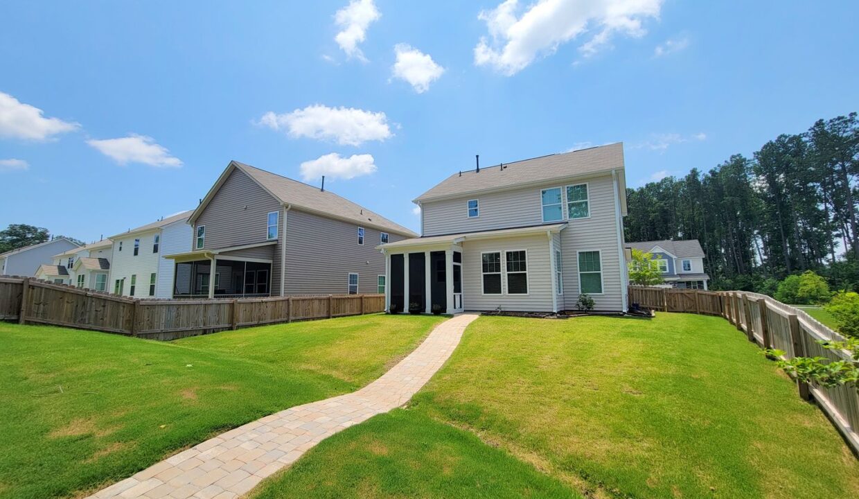 940-Green-Gable-Dr-Zebulon-NC-27597-26