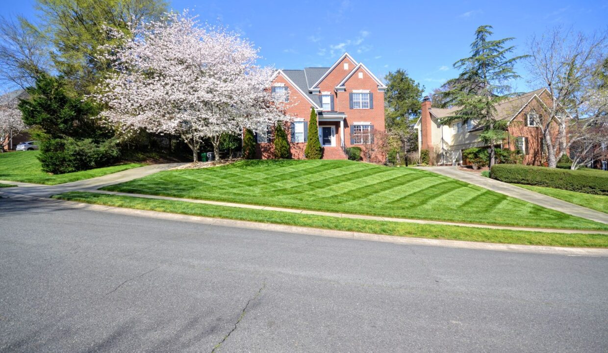 10516-Rougemont-Ln-Charlotte-NC-28277-14