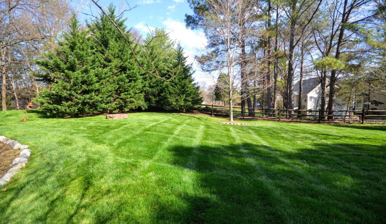 10516-Rougemont-Ln-Charlotte-NC-28277-17