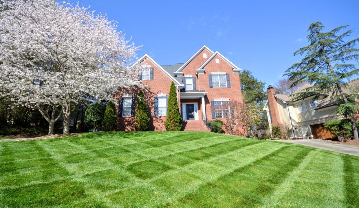 10516-Rougemont-Ln-Charlotte-NC-28277-3