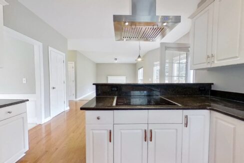 10516-Rougemont-Ln-Charlotte-NC-28277-4