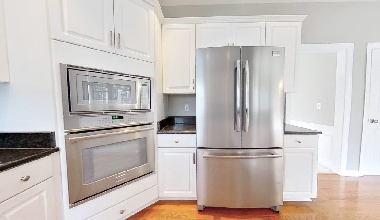 10516-Rougemont-Ln-Charlotte-NC-28277-6