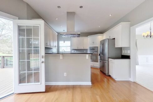 10516-Rougemont-Ln-Charlotte-NC-28277-8