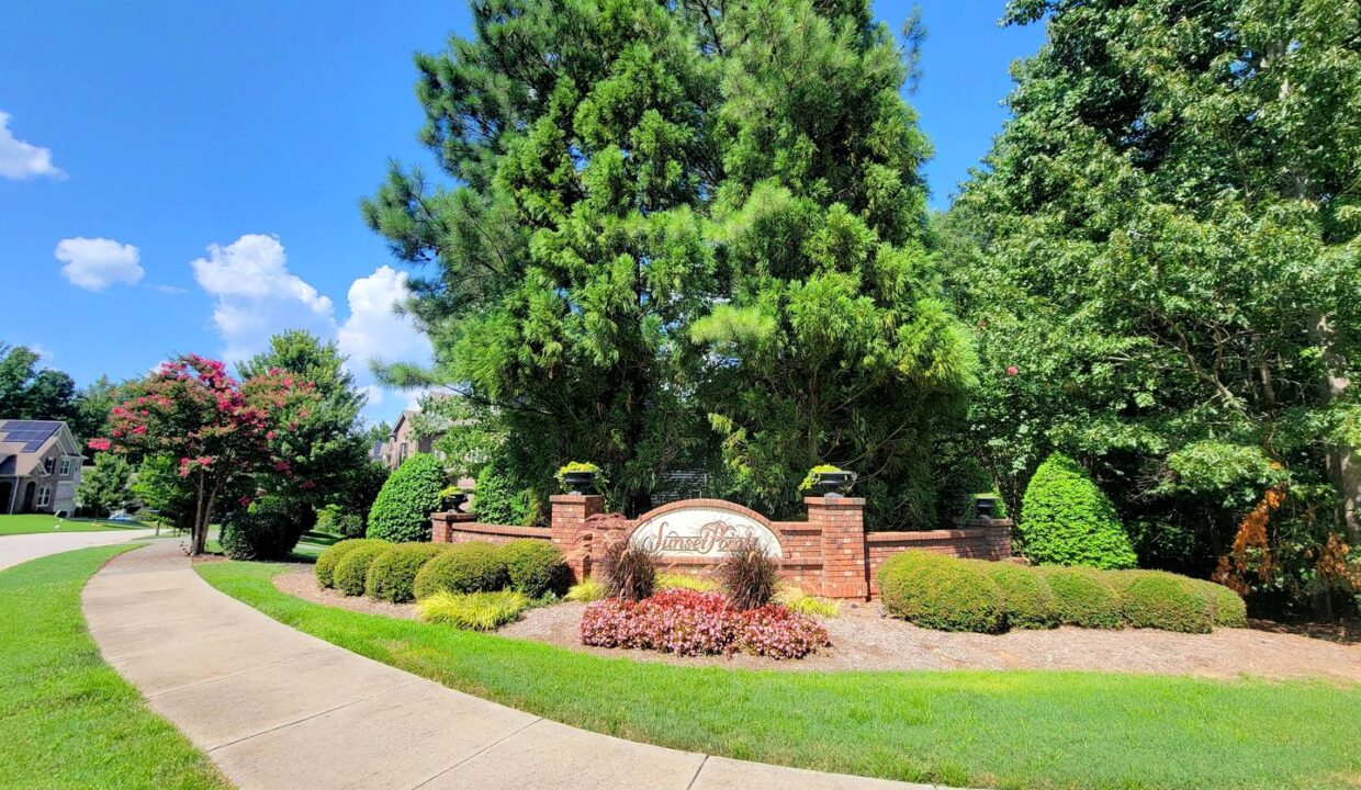 109-Highland-Mist-Cir-Apex-NC-27539-14
