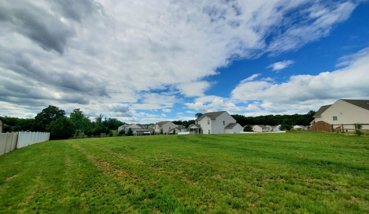 116-Summerfield-Ct-Advance-NC-27006-10