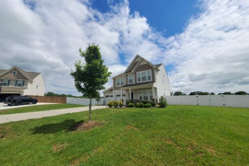 116-Summerfield-Ct-Advance-NC-27006-21
