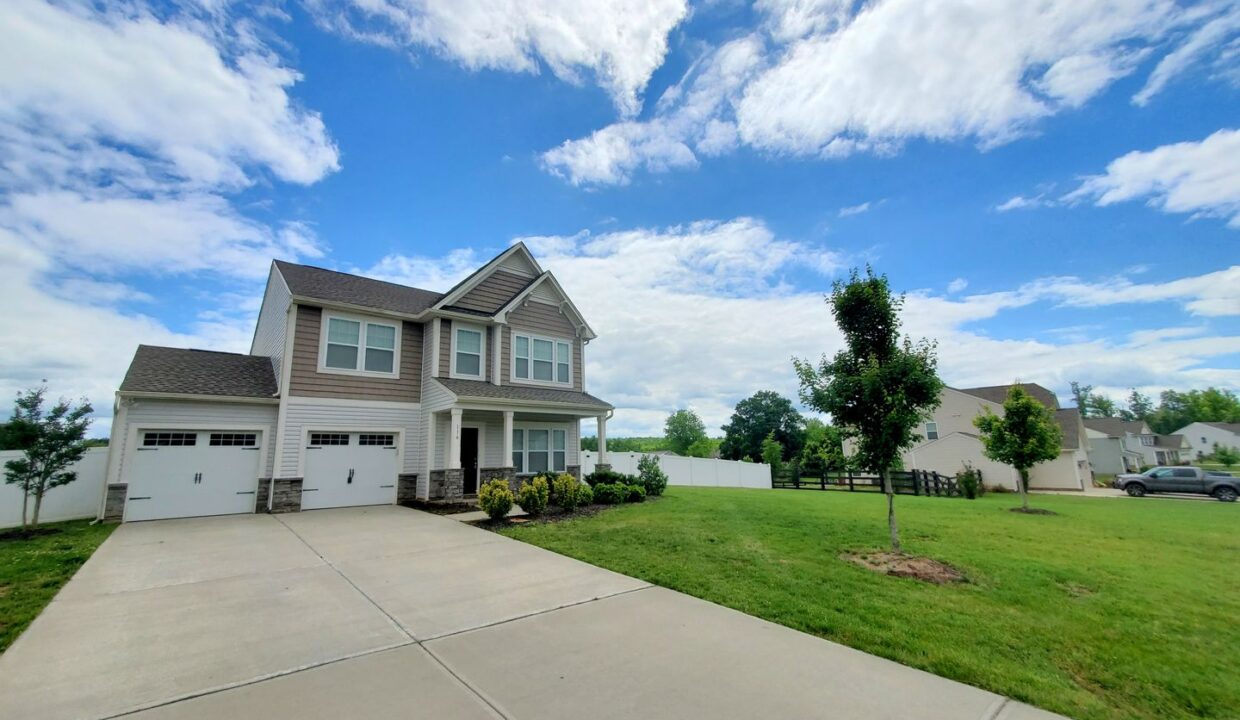 116-Summerfield-Ct-Advance-NC-27006-3