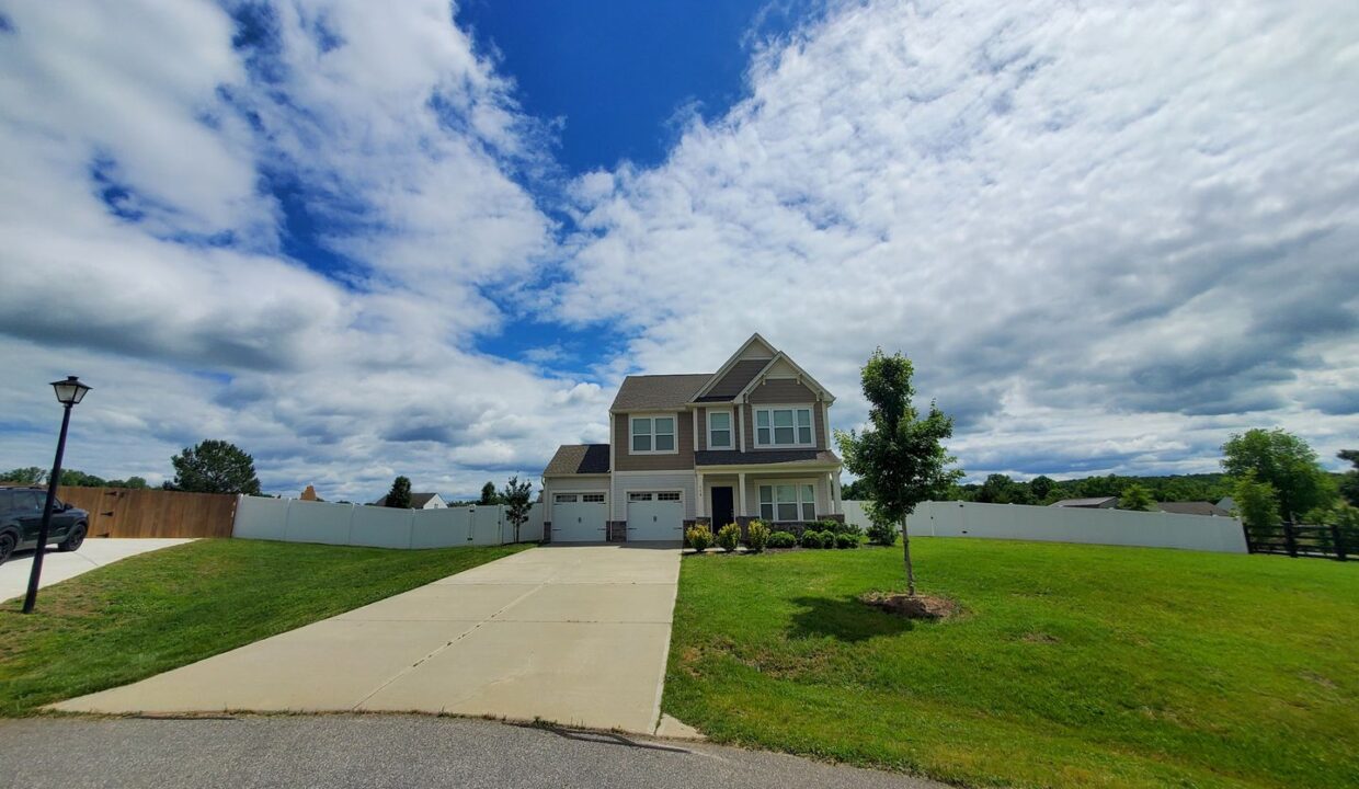116-Summerfield-Ct-Advance-NC-27006-40