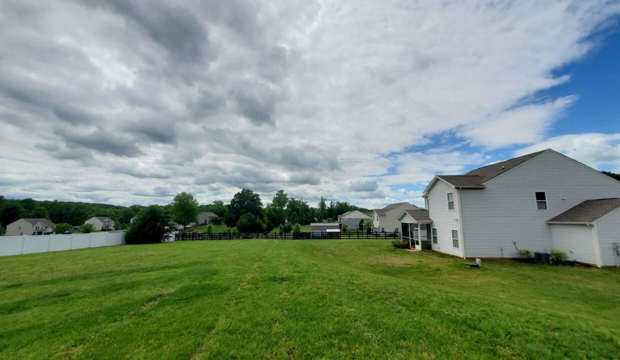 116-Summerfield-Ct-Advance-NC-27006-43