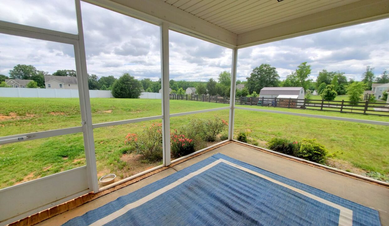 116-Summerfield-Ct-Advance-NC-27006-6