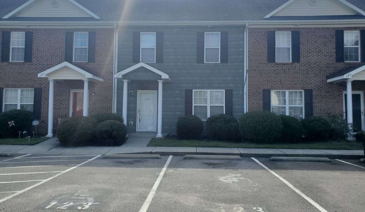 123-Lincoln-Place-Circle-Leland-NC-28451-15