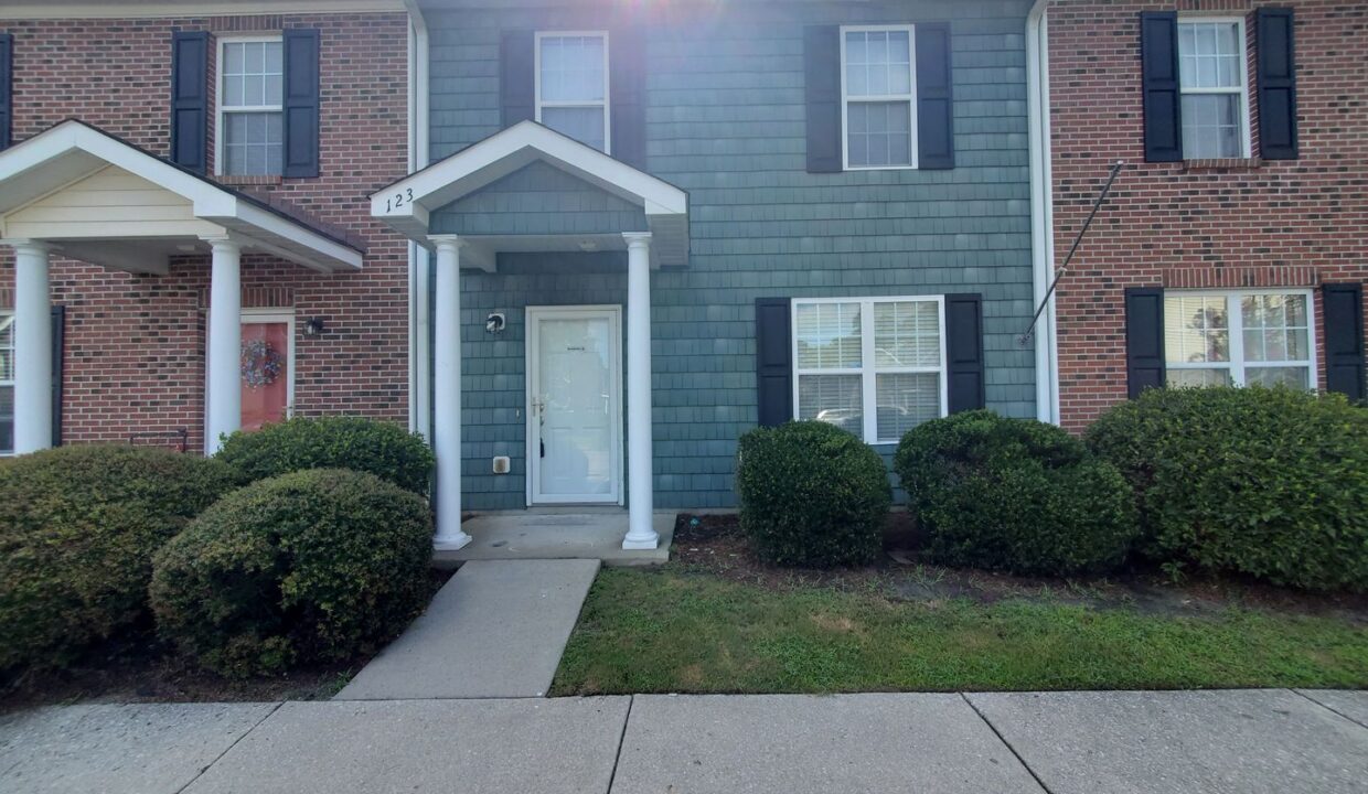 123-Lincoln-Place-Circle-Leland-NC-28451-6