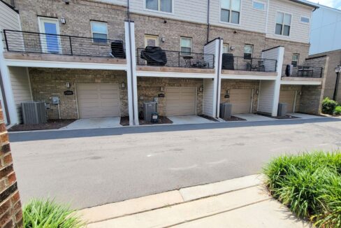 15041-New-Amsterdam-Ln-Charlotte-NC-28204-19