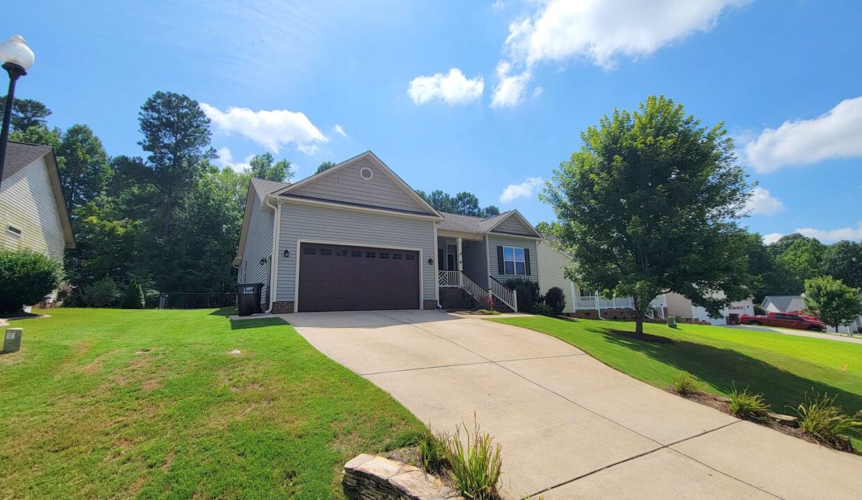 153-Brindley-Cir-Clayton-NC-27520-15