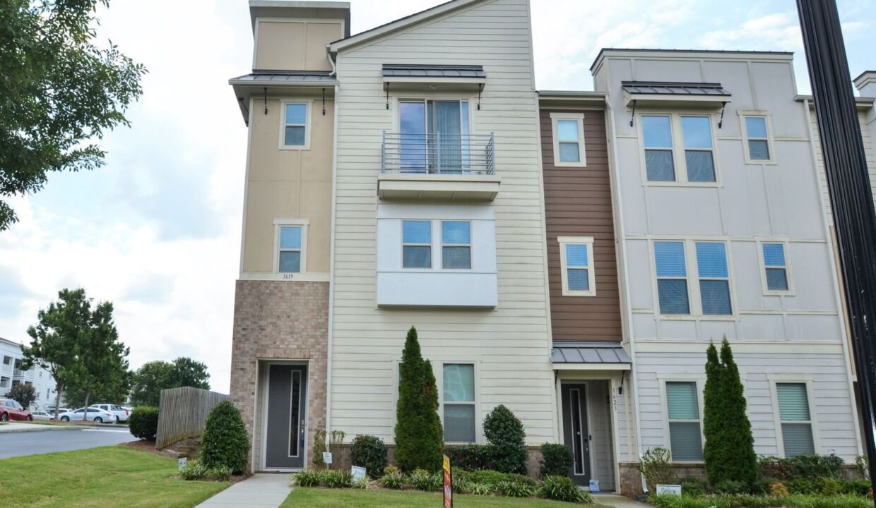 1619-Pat-Garrett-St-Charlotte-NC-28206-10