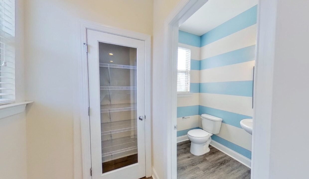 1619-Pat-Garrett-St-Charlotte-NC-28206-26