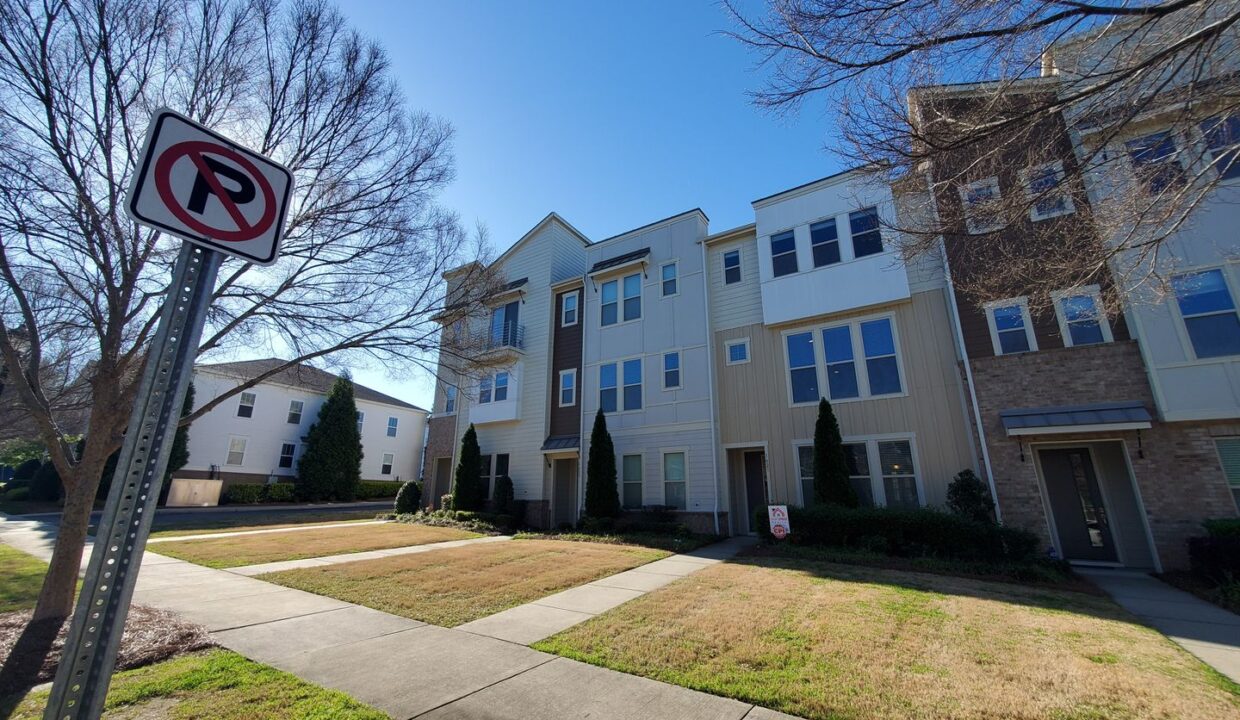 1619-Pat-Garrett-St-Charlotte-NC-28206-29