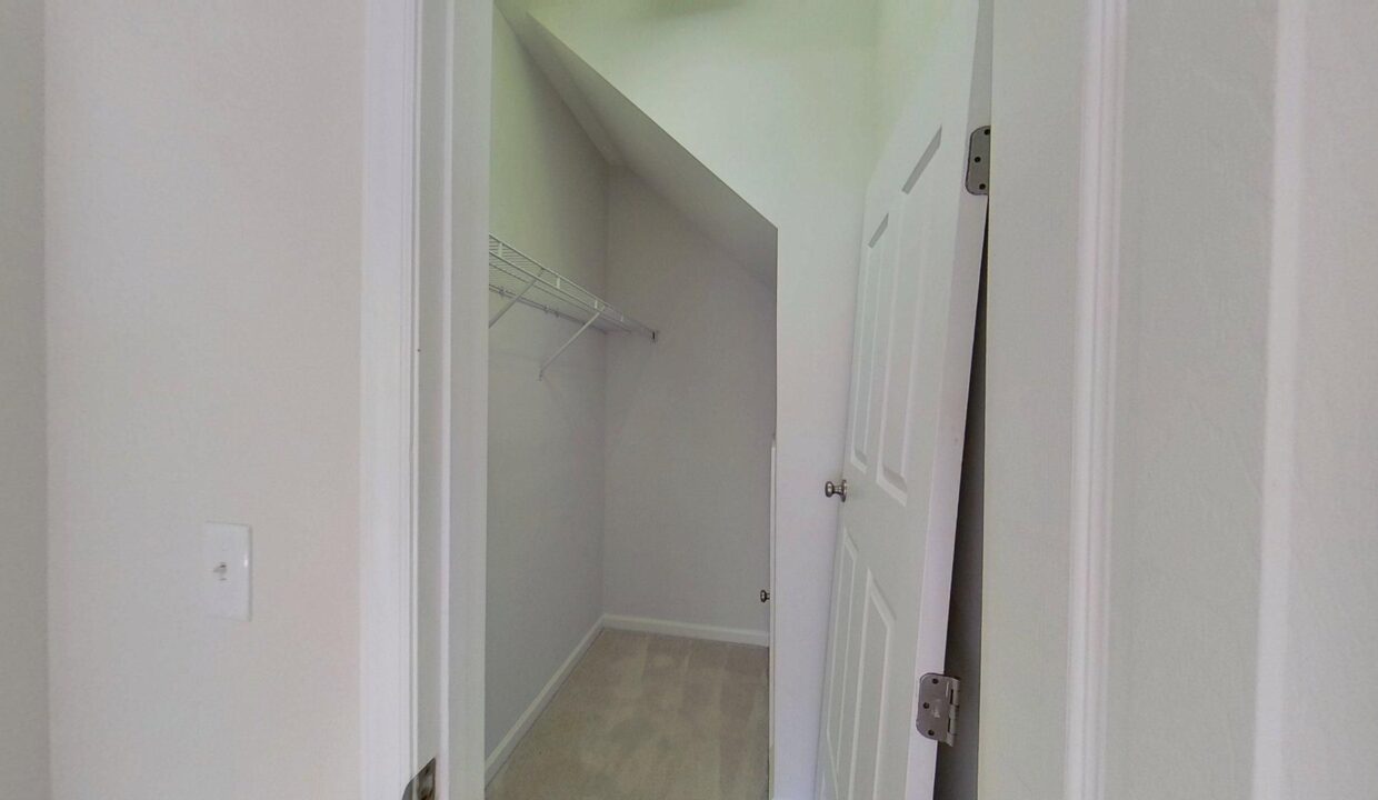 2200-Valley-Edge-Dr-105-Raleigh-NC-27614-12