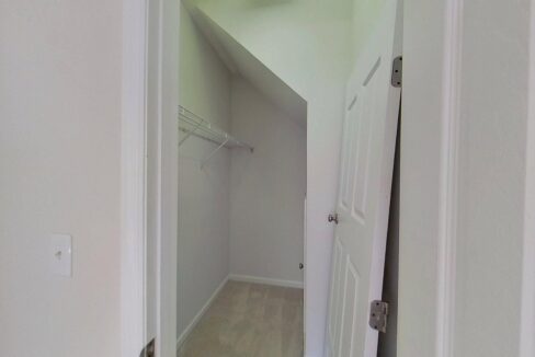 2200-Valley-Edge-Dr-105-Raleigh-NC-27614-12