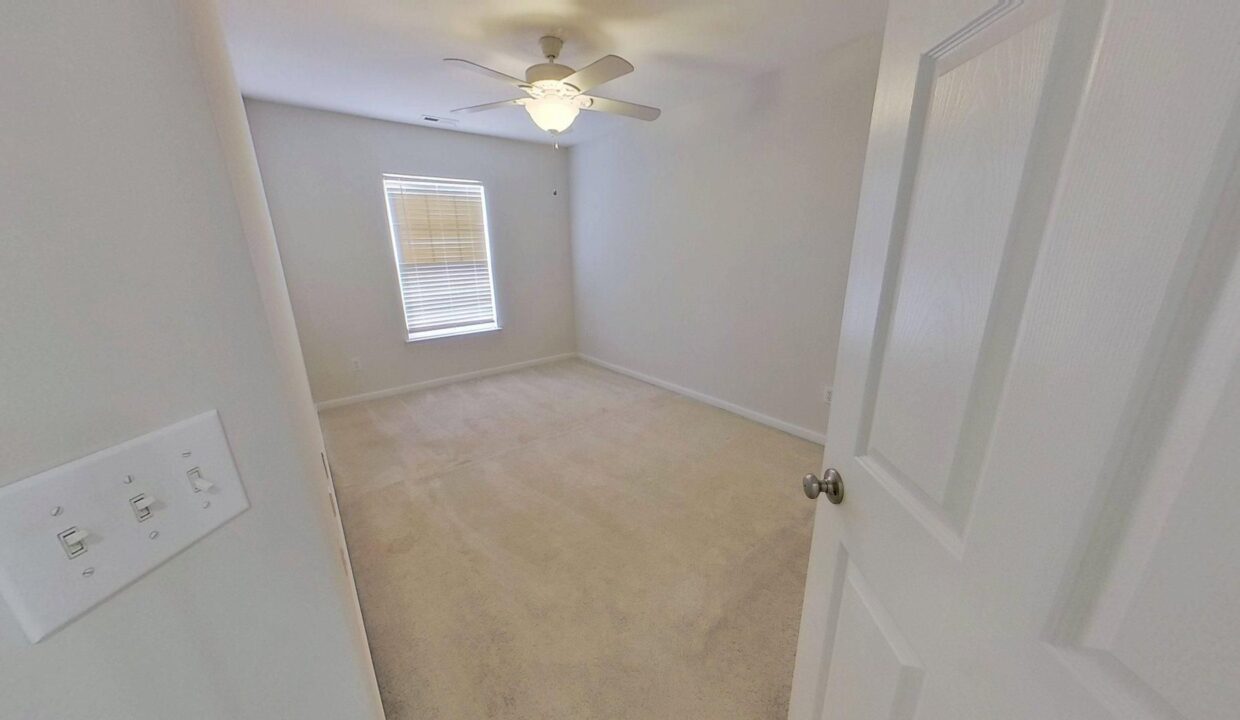 2200-Valley-Edge-Dr-105-Raleigh-NC-27614-19