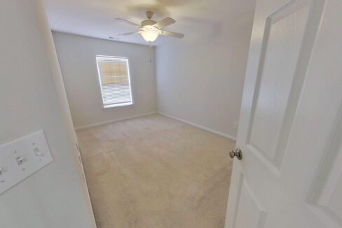 2200-Valley-Edge-Dr-105-Raleigh-NC-27614-19