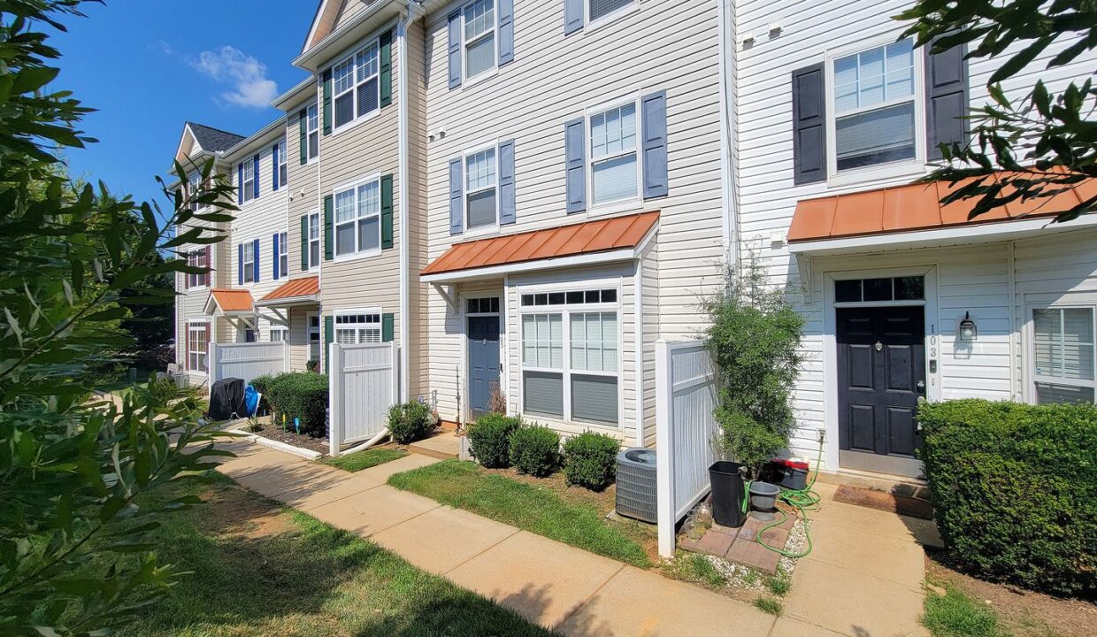 2200-Valley-Edge-Dr-105-Raleigh-NC-27614-22