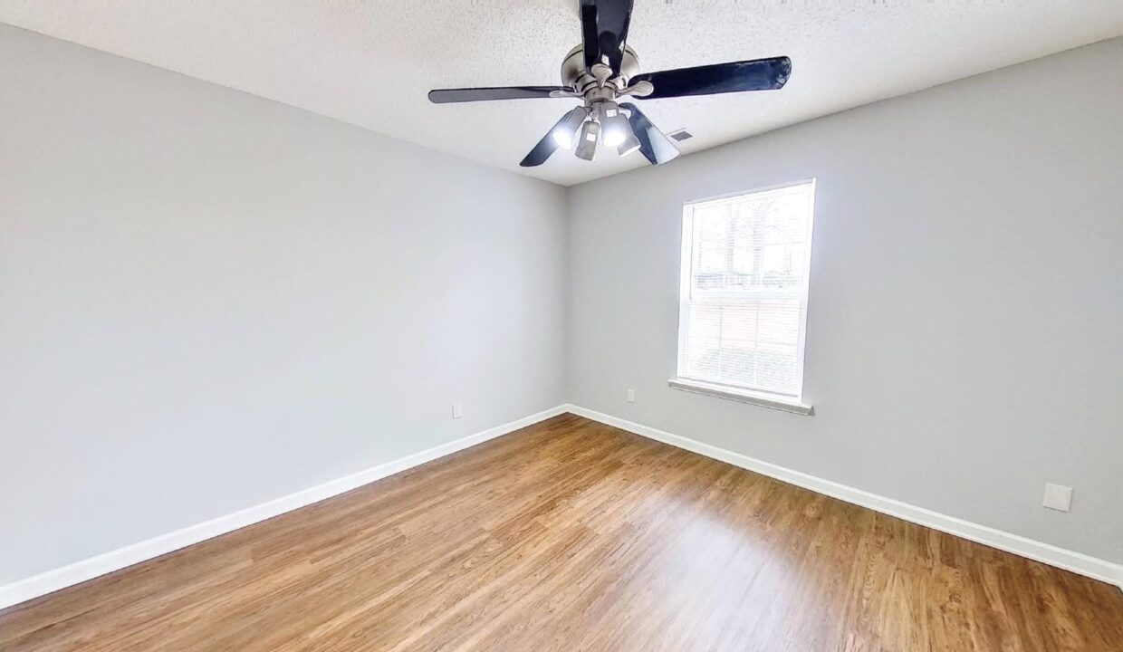 2201-Sunset-Blvd-Charlotte-NC-28269-11