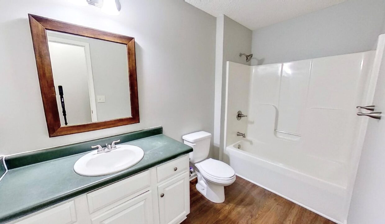 2201-Sunset-Blvd-Charlotte-NC-28269-16