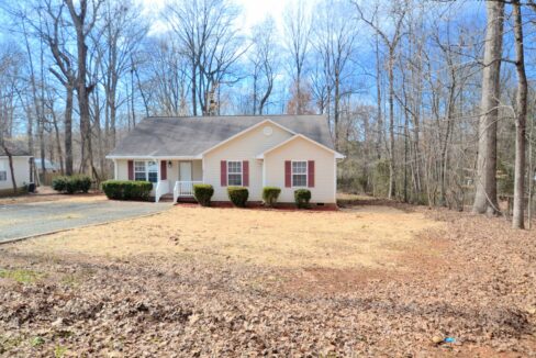 2201-Sunset-Blvd-Charlotte-NC-28269-4
