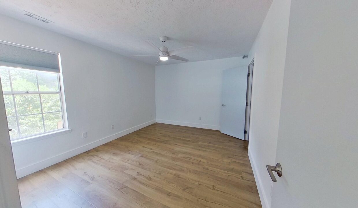 2305-Hoot-Owl-Ct-Raleigh-NC-27603-24