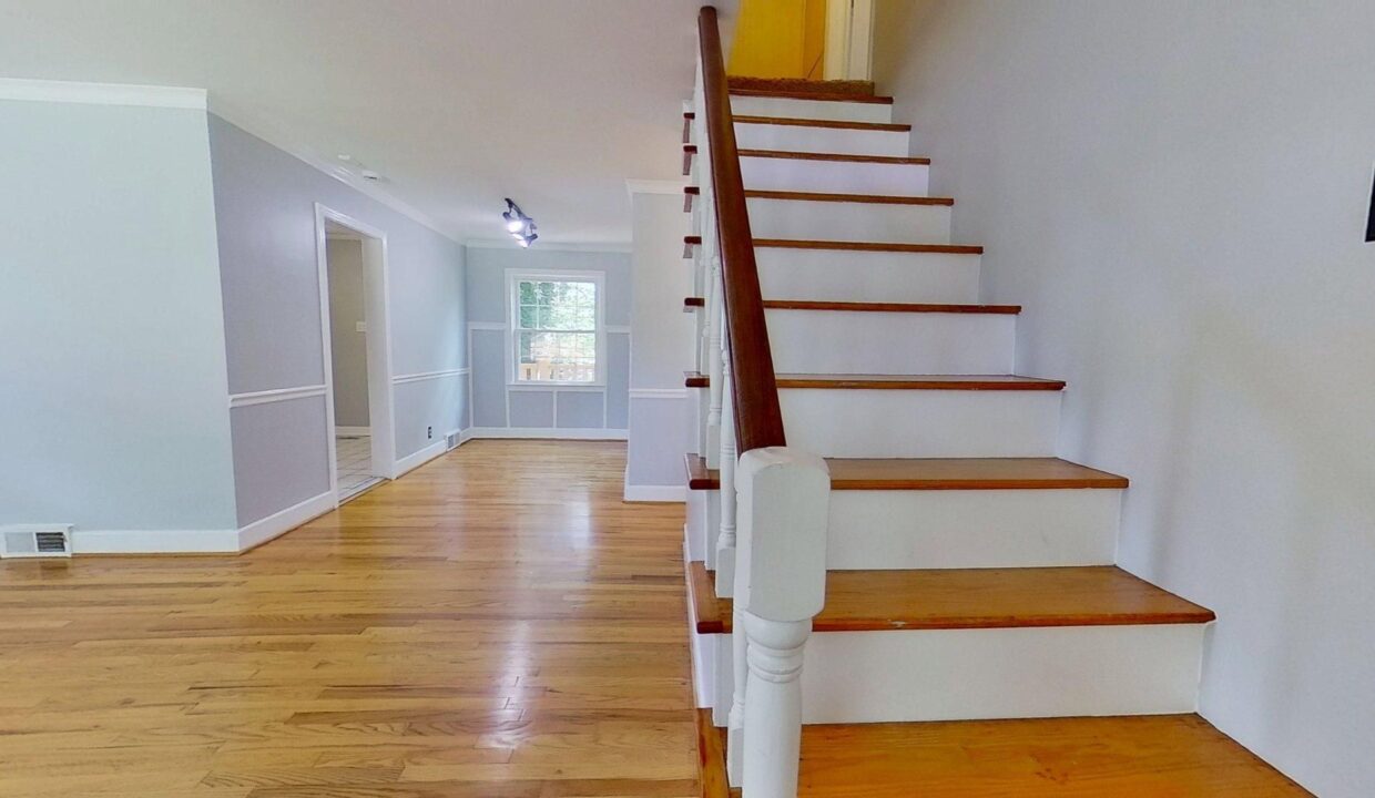 2426-Queen-St-Winston-Salem-NC-27103-12