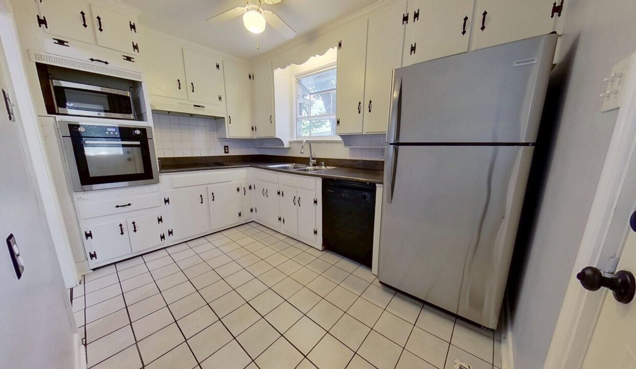 2426-Queen-St-Winston-Salem-NC-27103-13