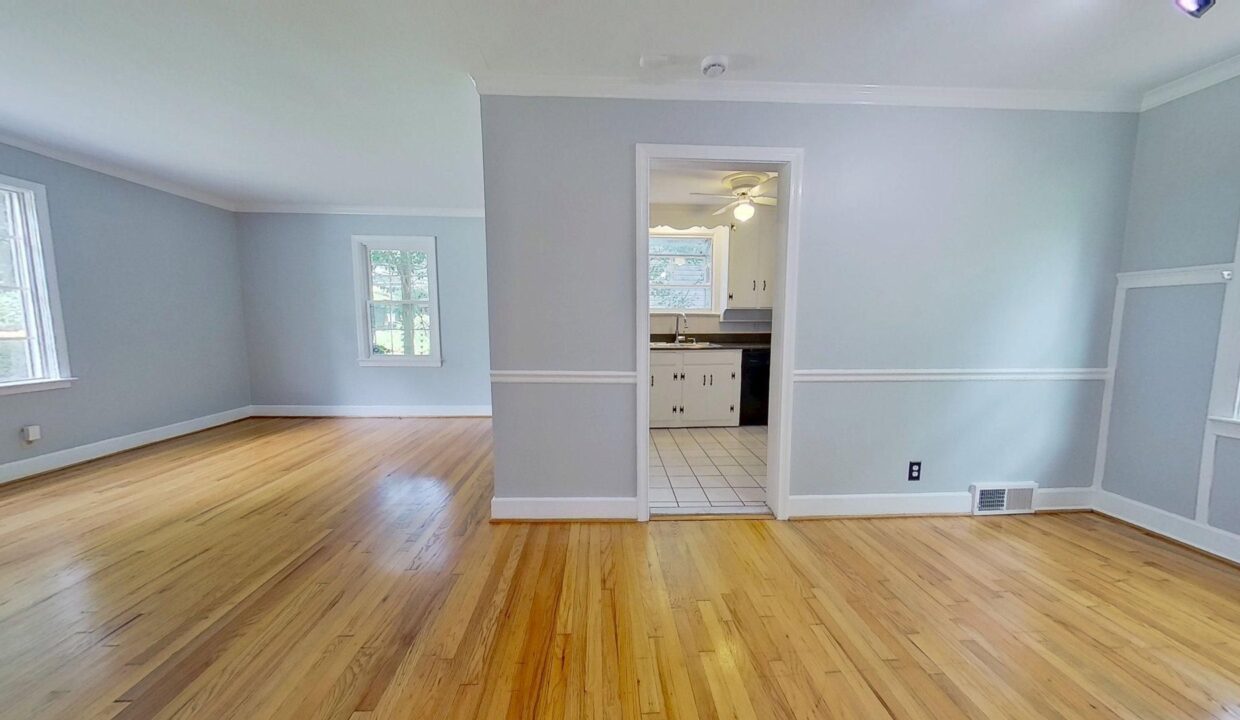 2426-Queen-St-Winston-Salem-NC-27103-14