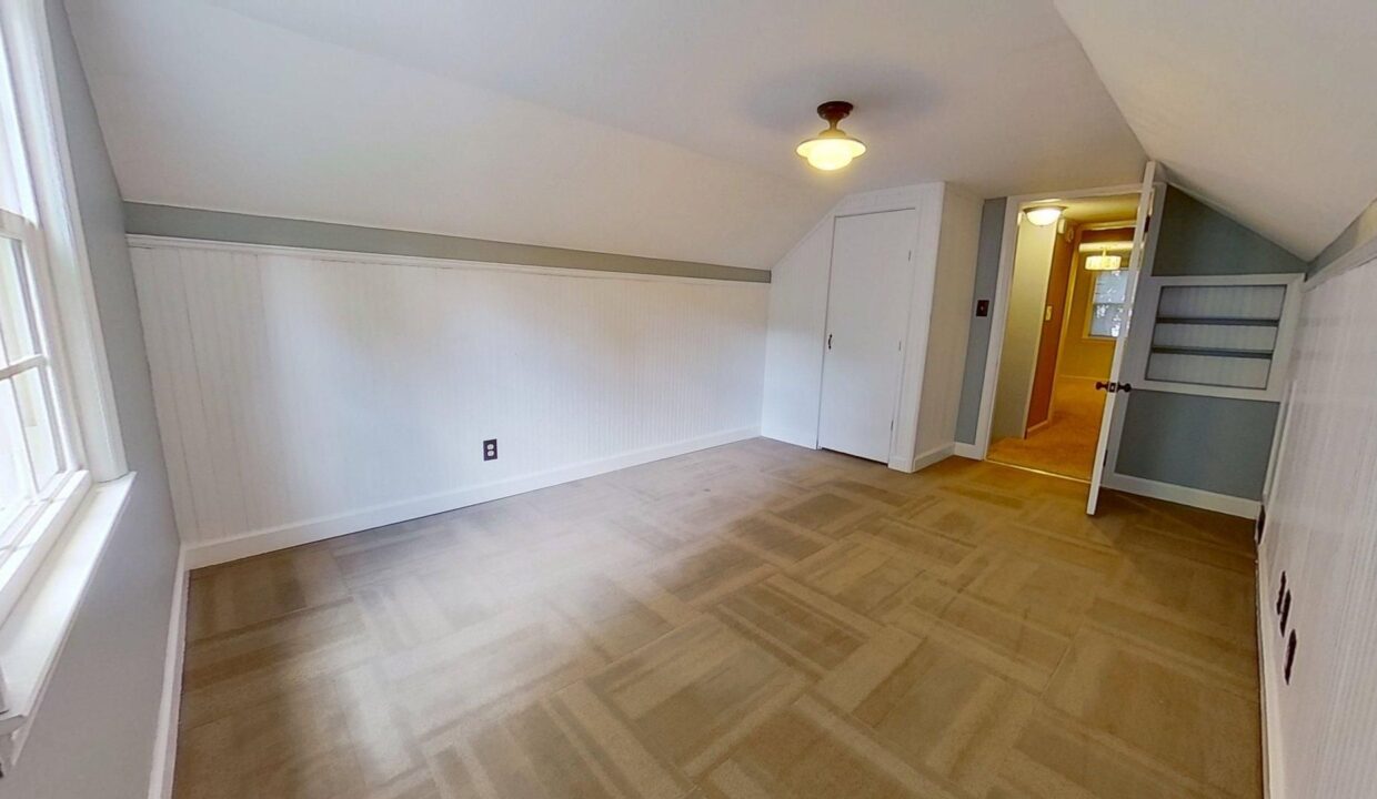 2426-Queen-St-Winston-Salem-NC-27103-16