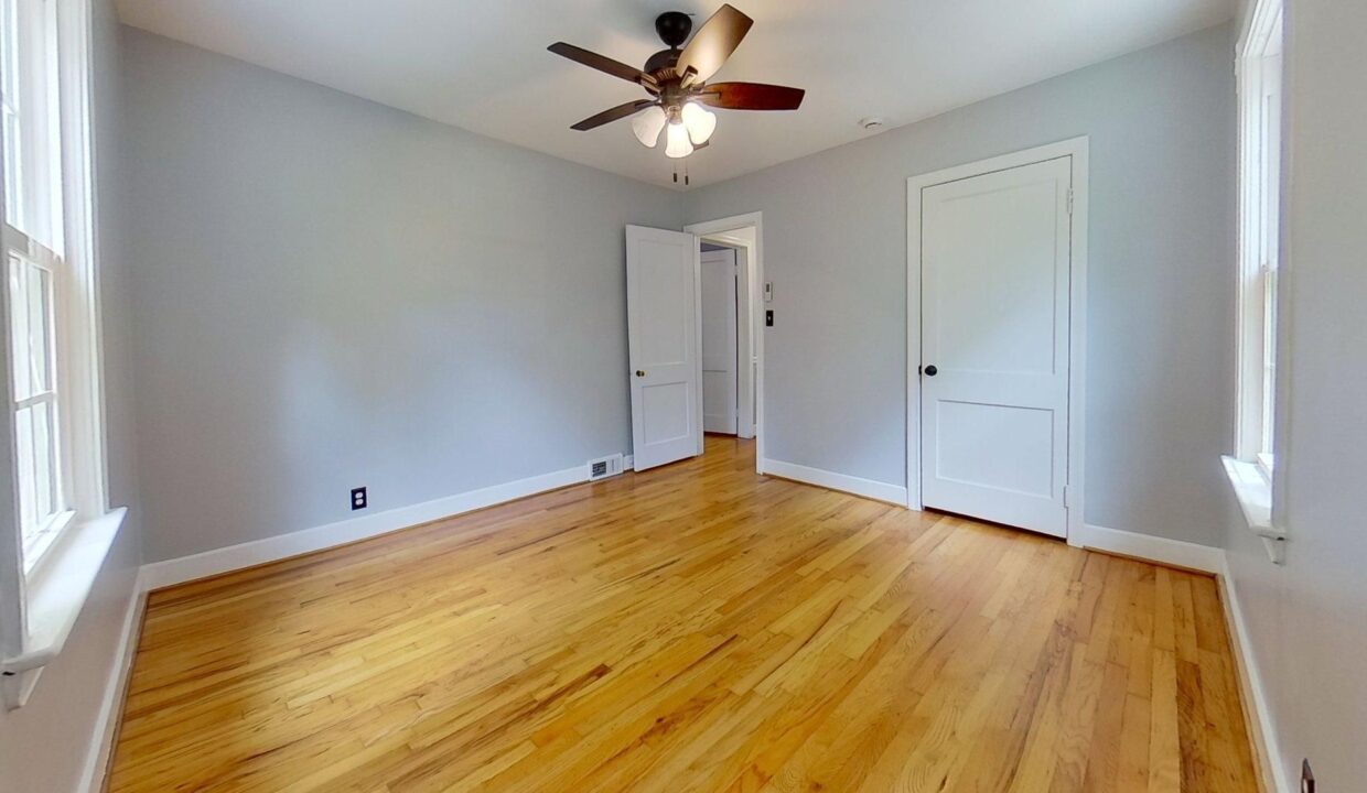2426-Queen-St-Winston-Salem-NC-27103-6