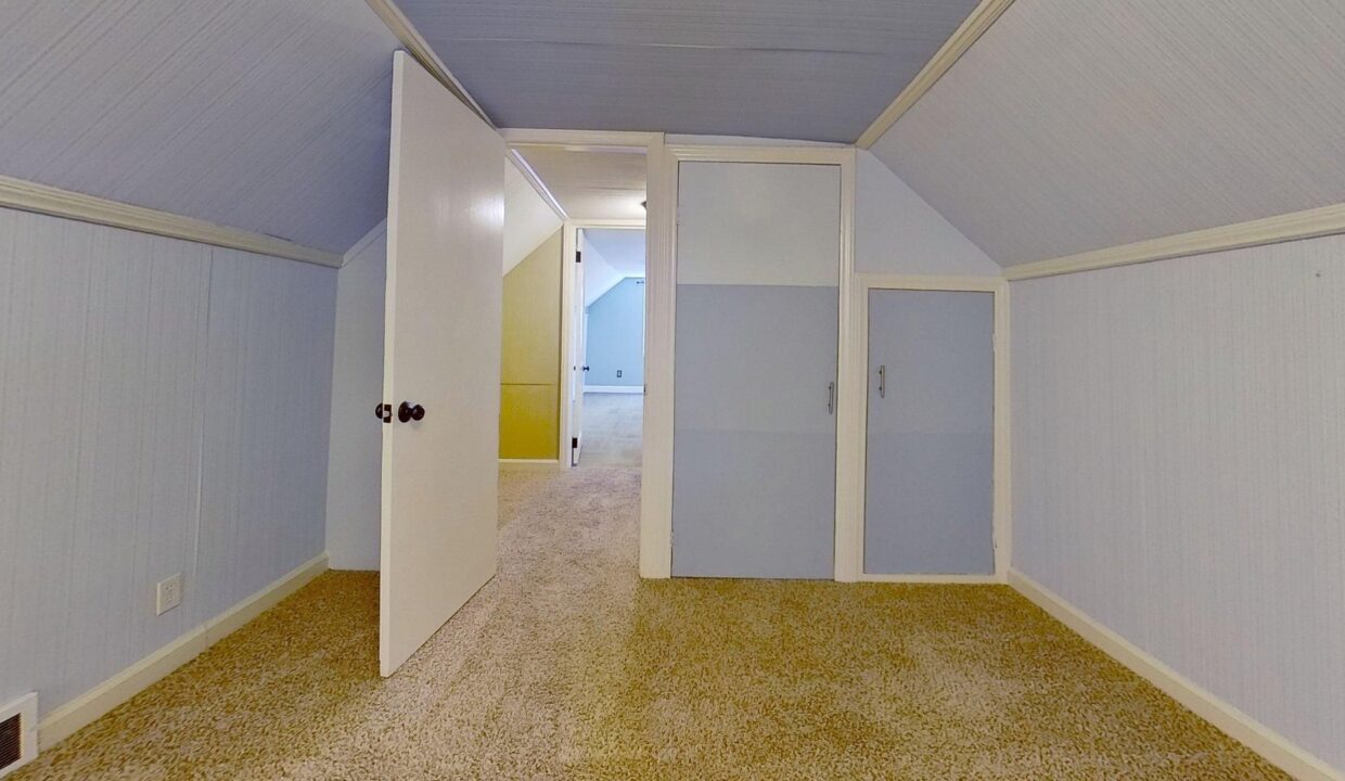 2426-Queen-St-Winston-Salem-NC-27103-7