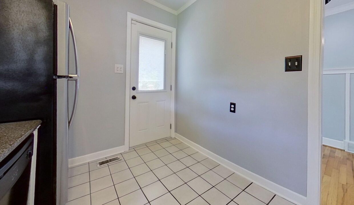2426-Queen-St-Winston-Salem-NC-27103-8