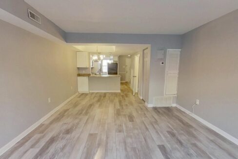 2530-E-North-St-14B-Greenville-SC-29615-13