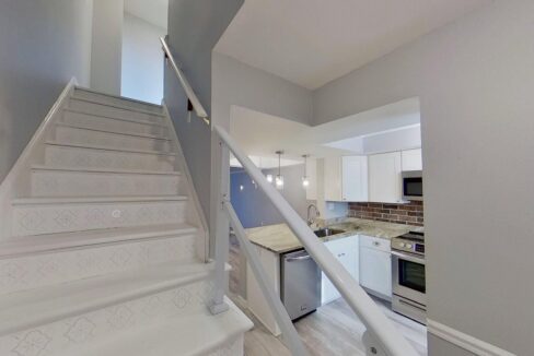2530-E-North-St-14B-Greenville-SC-29615-16